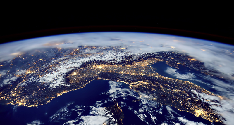 Reporter_76_measuring_the_height_of_earth_from_space